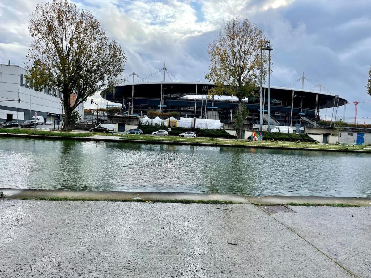 Wifi- Stade De France- Basilique Cathedrale Monsejourasaintdenis Εξωτερικό φωτογραφία